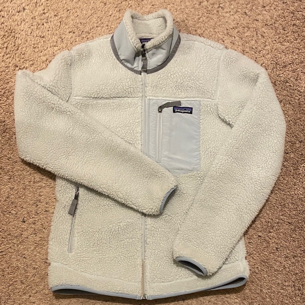 Patagonia Womens S Classic Retro-X Jacket Light Grey